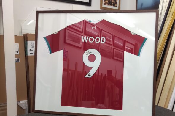 How to frame a football shirt