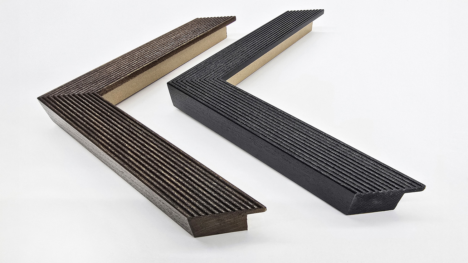 Reeded Walnut Frame 30mm x 25mm