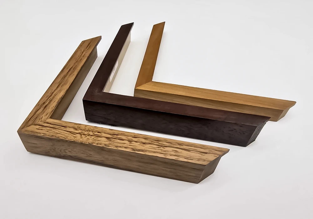 HAND-FINISHED FRAMES
